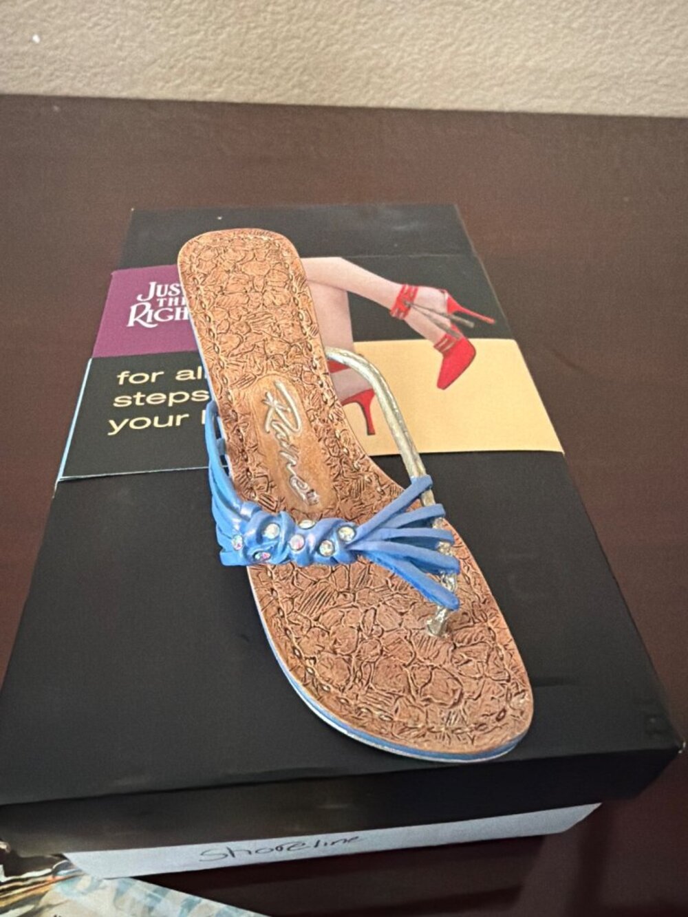 Lot 4 Just the Right Shoe By Raine Mini Shoe Figurines NEW w/Boxes/COA/Cards - Picture 4 of 14